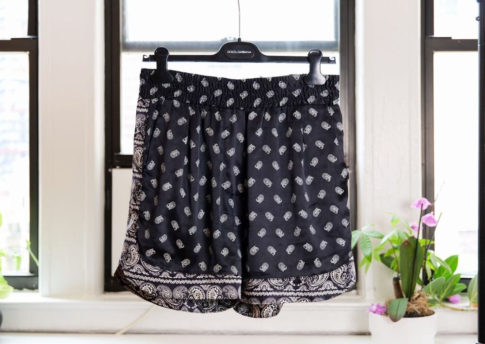 PIERRE BALMAIN Black Printed Silk Lounge Shorts Elastic Waist (IT42, US8)